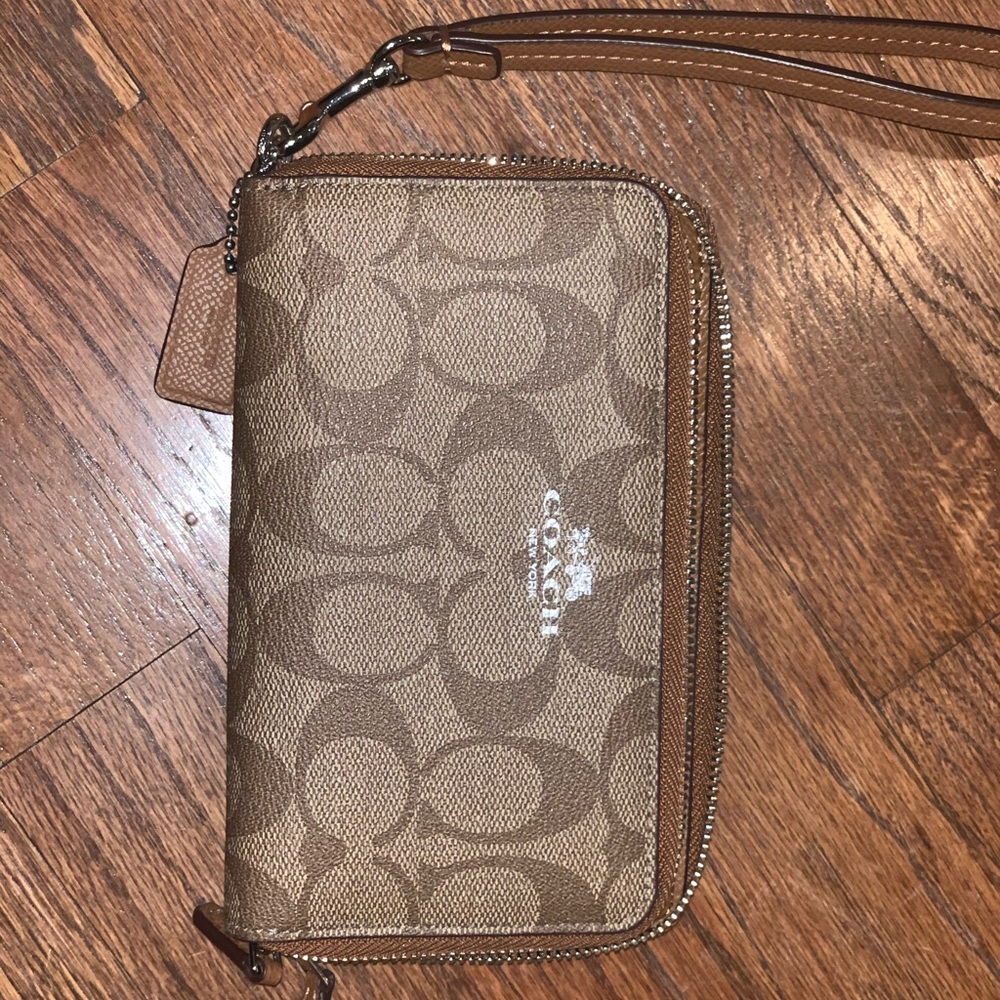 Tan Coach Wristlet / Wallet